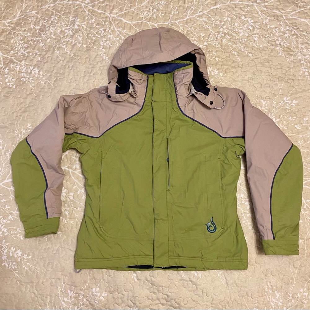 Isis for Women Premium Ski/Snowboard Jacket Green and Tan Size 8